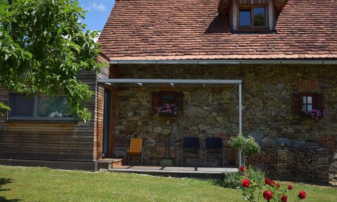 Pischelsdorf am Kulm Apartment | Ferienhaus Rustica