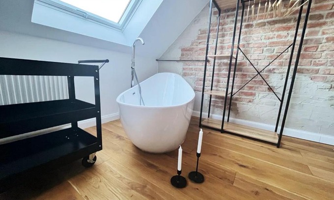 Dannenfels House | Ferienloft Ottos Werkstatt mit Saunafass