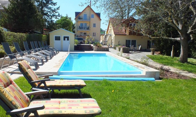 Radebeul Apartment | Ferienobjekt beim Steinmetzen