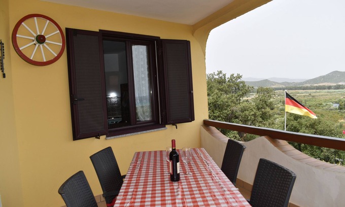 Iscra e Voes Condo | Ferienwohnung mit Meerblick-Strand La Caletta-S.Lucia