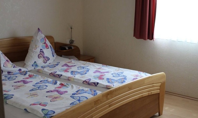 Lippertsreute Apartment | Ferienwohnung 1, 100qm, 3 Schlafzimmer, max. 6 Personen