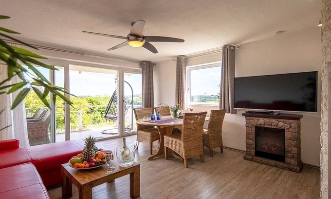 Schalkenmehren Apartment | Ferienwohnung/app. für 6 Gäste mit 54m² in Schalkenmehren