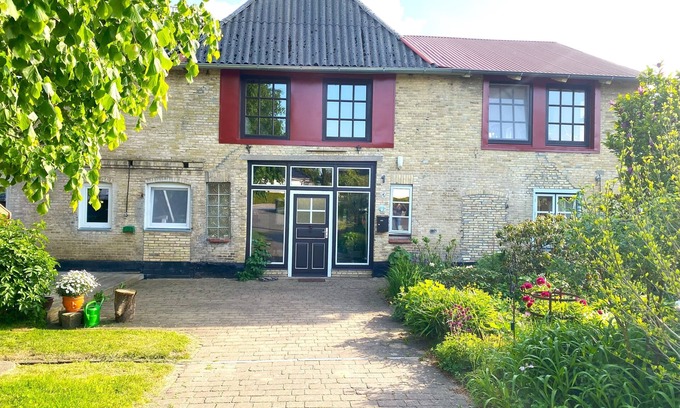 Geltorf Apartment | Ferienwohnung/app. für 2 Gäste mit 30m² in Geltorf