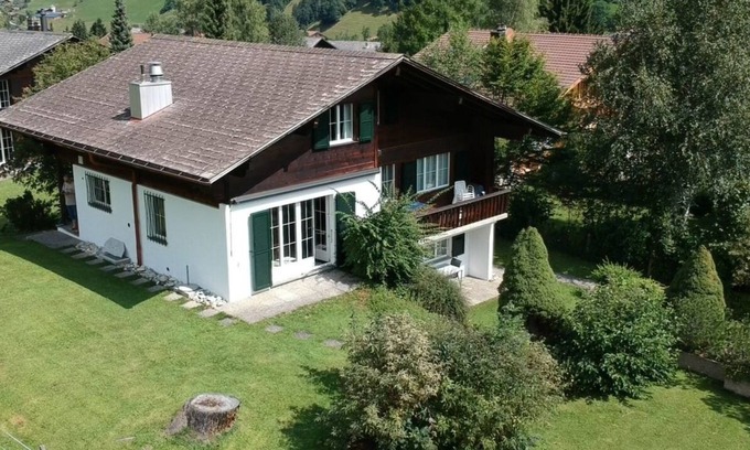 Lenk Apartment | Ferienwohnung/app. für 6 Gäste mit 131m² in Lenk