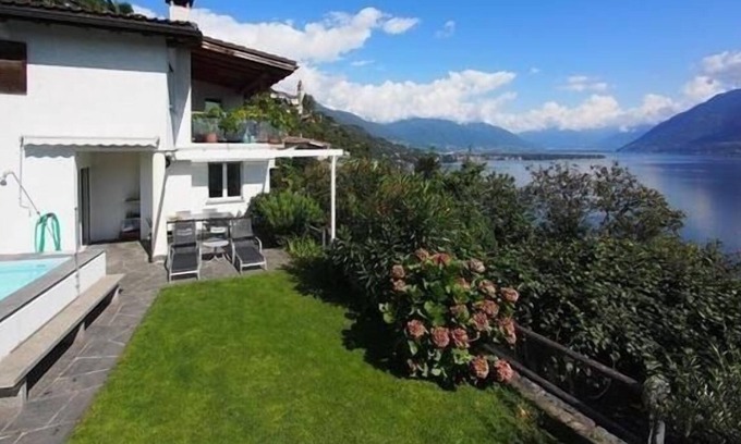 Porto Ronco Apartment | Ferienwohnung/app. für 6 Gäste mit 106m² in Ronco s/A