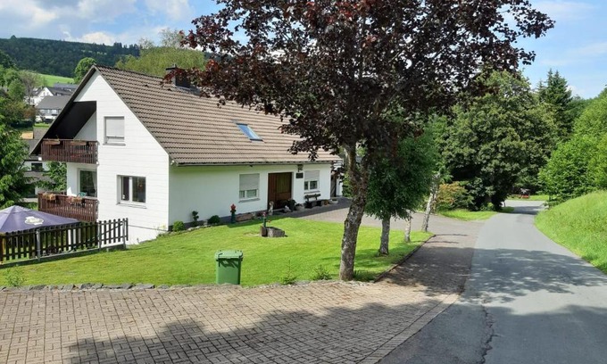 Elkeringhausen Apartment | Ferienwohnung Birgit