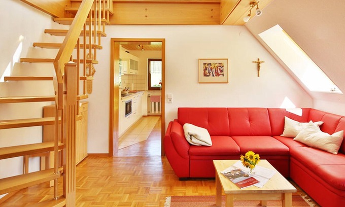 St. Peter im Schwarzwald Apartment | Ferienwohnung Blumenwiese, 80qm, 2 Schlafzimmer, max. 4 Personen