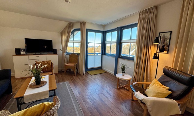 Ostseebad Wustrow Apartment | Ferienwohnung Direkt Hinter der Düne mit Eingeschränktem Ostseeblick