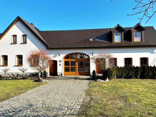 Hoyerswerda Apartment | Ferienwohnung Dorfaue Zeißig
