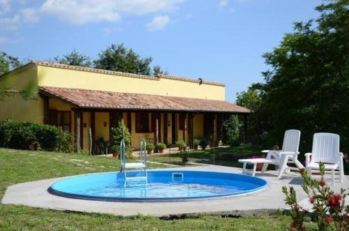 Elmo Apartment | Ferienwohnung für 2 Personen 1 Kind ca 60 qm in Elmo, Toskana Maremma