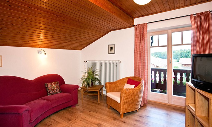 Inzell Apartment | Ferienwohnung für 4 Personen mit Balkon, 2 Schlafzimmer, 70 m²