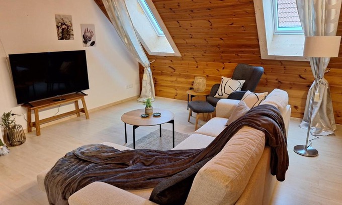 Hallerndorf Apartment | Ferienwohnung in Schnaid