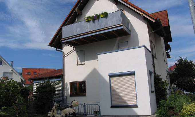 Freiburg im Breisgau Apartment | Ferienwohnung mit 50qm, 1 Wohn-/Schlafbereich für max. 3 Personen