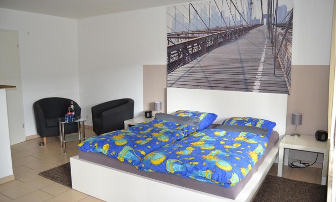 Ost Apartment | Ferienwohnung Schelsen