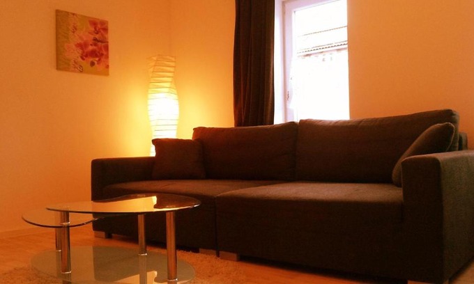 Weidhausen Apartment | Ferienwohnung-Sonneberg-Orchidee