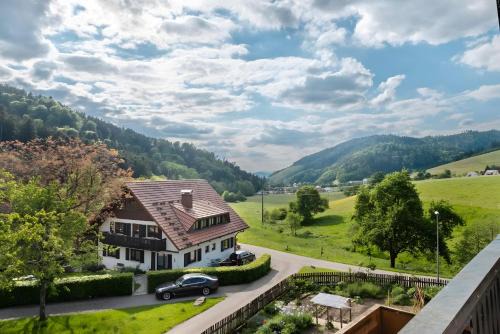 Oberglottertal Apartment | Ferienwohnung Talblick, 50qm
