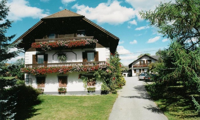 Pischelsdorf am Kulm House | Ferienwohnung Wachmann
