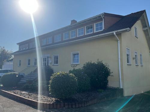Scheidt Apartment | Ferienwohnung Waldblick
