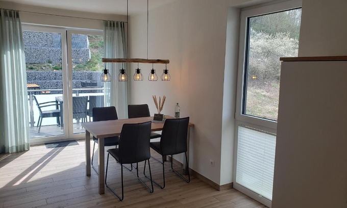 Volkesfeld Apartment | Ferienwohnungen am Aeppelsberg