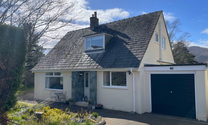 Portinscale House | Fern Cottage - a house that sleeps up to 7 guests in 4 bedrooms