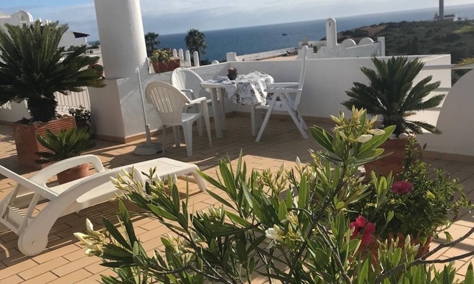 Lagoa Apartment | Ferragudo, dream location, apartment with sea views and plenty of space, 100 sqm terrace