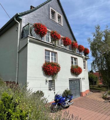 Friedrichroda Apartment | FeWo Am Reinhardsberg