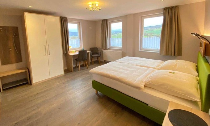 Oberweser Apartment | FeWo Reinhardswald for 2 guests - holiday apartments Gasthaus Zum Lindenwirt