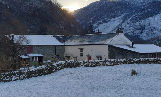 Borrowdale Cottage | FIELD HOUSE, family friendly, character holiday cottage in Keswick