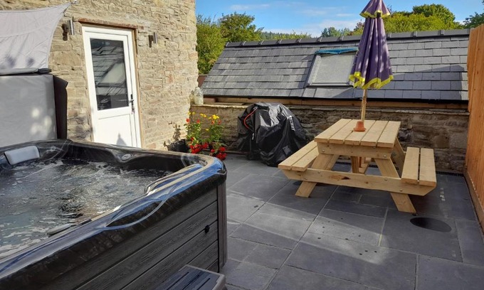 Whitecroft Apartment | Fig Cottage Holiday Home
