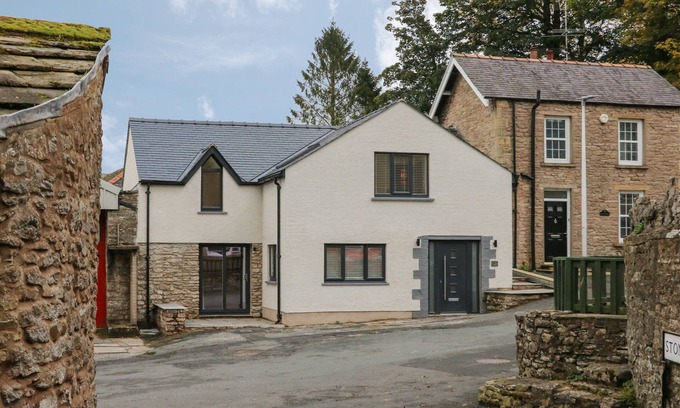Kirkby Stephen Cottage | FIG COTTAGE, romantic, luxury holiday cottage in Kirkby Stephen