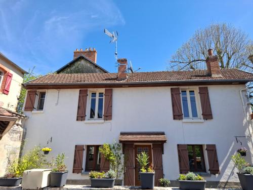 Chambon-sur-Voueize House | Filicaria Gite