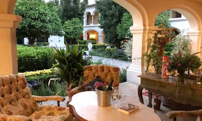 Jimena de la Frontera Hotel | Finca Monasterio