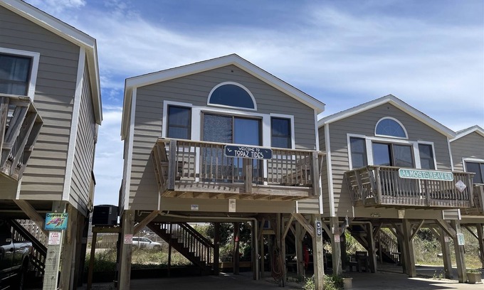 Hatteras Condo | Find pure peace with this little Piece of Heaven cabana!