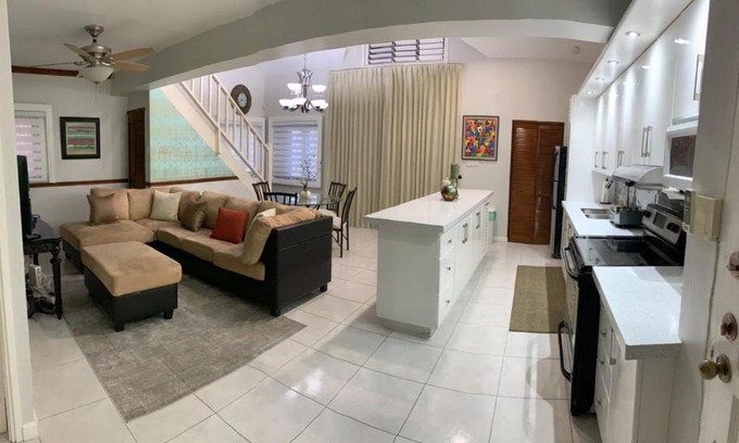 Barbican Apartment | Finest Accommodation Marley Manor Apt #332 2nd floor Block 3 6 Marley Rd Kingston 6