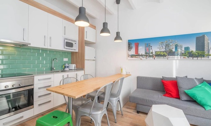 El Port Apartment | FIRA POP 3 Modern Balcony by MyRentalHost
