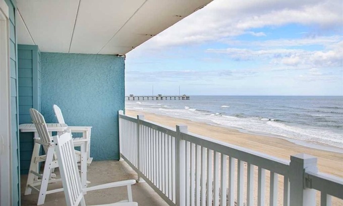 South Nags Head Condo | First Light: PierView Oceanfront Condo, Contemporary Vibes & Stunning Views