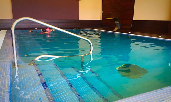 Balea Ski Chalet | FIRST LINE BEACH, SPA, SWIMMING POOLS, TENNIS, PADDLE, SQUASH, GARDEN, CHILDREN'S PLAYGROUND.