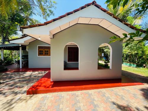 Thalaramba Apartment | Fish Tail Villa