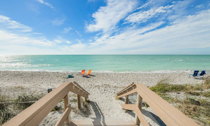 Siesta Key Condo | Fisherman's Cove A113 - The Dominican - Gulf Beach front steps from Lanai