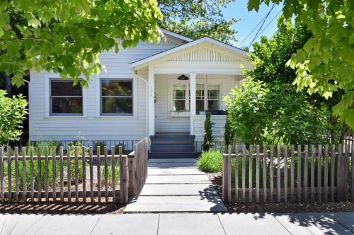 Healdsburg House | Fitch St Escape A Wine Country Escape
