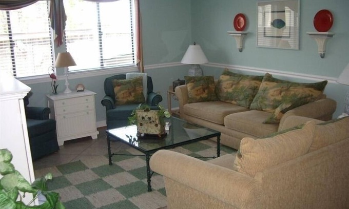 Sugar Beach House | FIVE STAR NAVARRE BEACH CONDO WHERE CONVENIENCE MEETS LUXURY