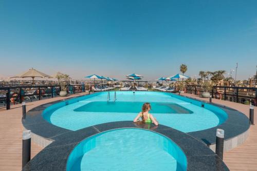 Aswan Boat Rental | Five Stars Nile Cruise from Luxor to Aswan 4 nights included sightseeing