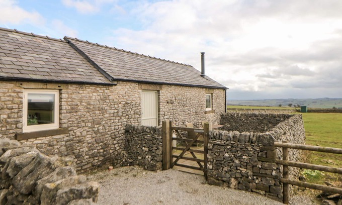 Blackwell in the Peak Cottage | FIVE WELLS BARN, romantic, luxury holiday cottage in Chelmorton
