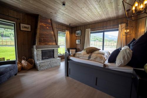 Skjaak House | Fjelleventyret gårdsovernatting