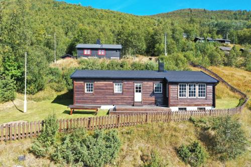 Hol Municipality House | Fjellro-Geilo Cabin Retreat