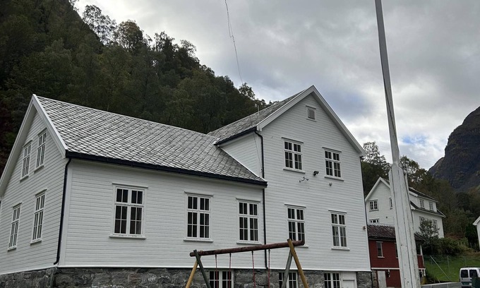 Undredal House | Fjordview Schoolhouse. Stay in the Heart of a UNESCO World Heritage Region
