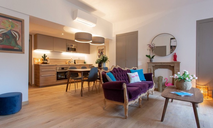Arles City Centre Apartment | Flamingo Duplex, historical centre, l'Hauture, Arles