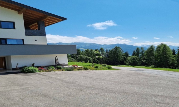 Wagrain Apartment | Flat in Wagrain near Ski Slopes