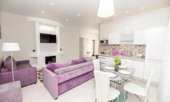 Tsentralny District Apartment | FlatBerry в центре Минска