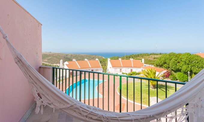Barril de Cima House | FLH Ericeira House with Sea View